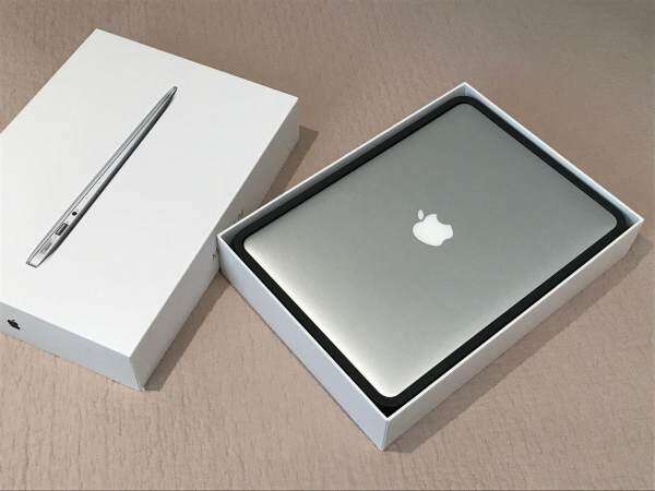 Still NEW Mac book Air 13 Inch i5 128GB SSD New Malaysia