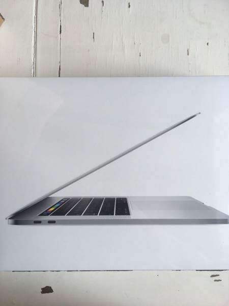 MacBook Pro 15.4 2017 Touchbar 2.9/3.9Ghz i7, 512GB SSD, 16GB RAM 12M Warranty Malaysia