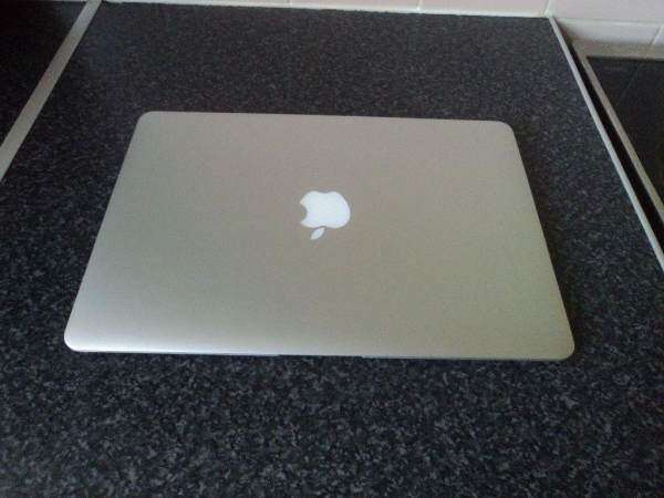 13 APPLE MACBOOK AIR i5 EARLY 2014 Malaysia