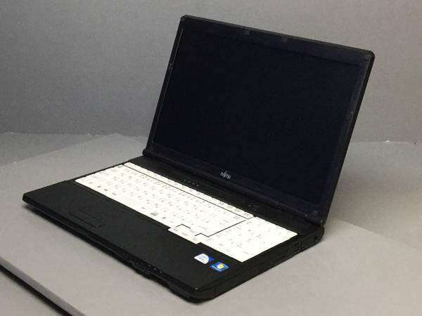 Fujitsu intel celeron 2GB DDR3 250GB dvdrom lifebook a552 laptop notebook (Refurbished) Malaysia