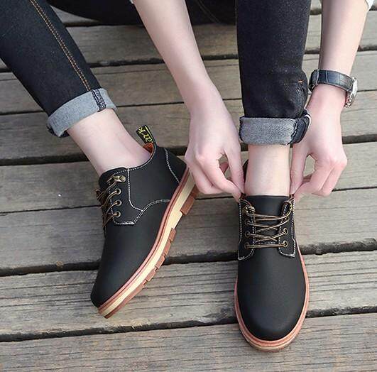 ZASHION รองเท้าแฟชั่นผู้ชาย ใส่ทำงาน Retro Plain Men Sneakers Shoes