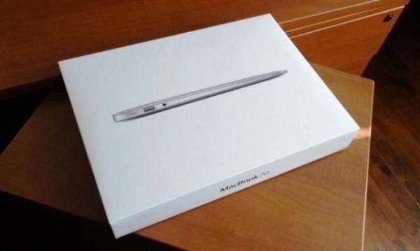 2015 MACBOOK AIR 13 inch 1.6ghz i5 Malaysia
