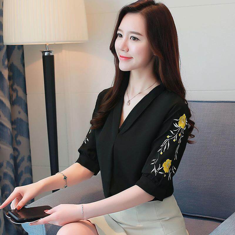 พจนานุกรมแฟชั่นฉบับภาษาเกาหลีใหม่ปักเสื้อคอวีแขนสั้นเสื้อชีฟองเสื้อผู้หญิง