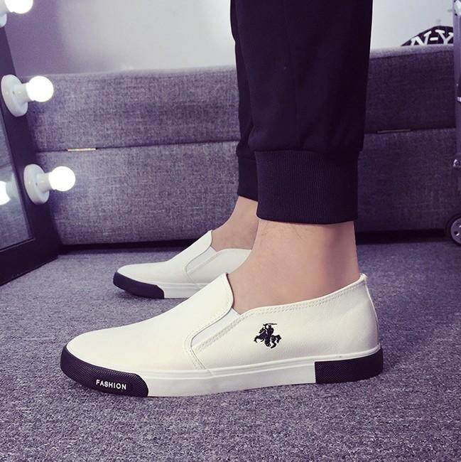 ZASHION รองเท้าหนัง รองเท้าแฟชั่นผู้ชาย ใส่ทำงาน Classic Low Cut European Slip-On Men Shoes