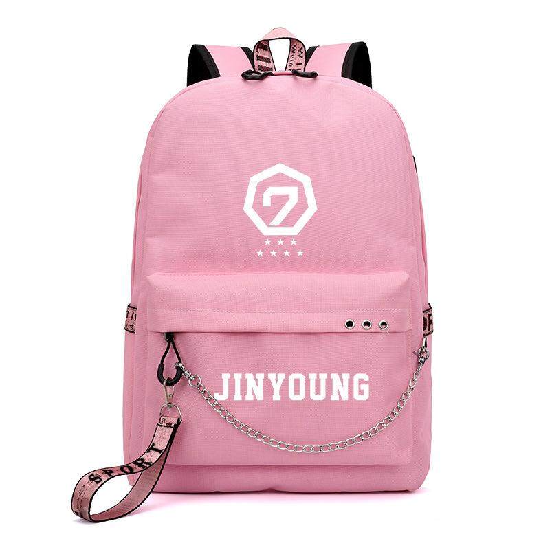 PT-B017 GOT7 KPOP เครื่องชาร์จ USB เป้สะพายหลังไปโรงเรียนพร้อมตัวอุดรูหูฟัง BAMBAM JACKSON JB บัตร JINYOUNG MARK YOUNGJAE YUGYEOM K - Pop เกาหลีนักเรียนกลางแจ้ง camping Mountain กระเป๋าสะพายสำหรับทั้งชายหญิง