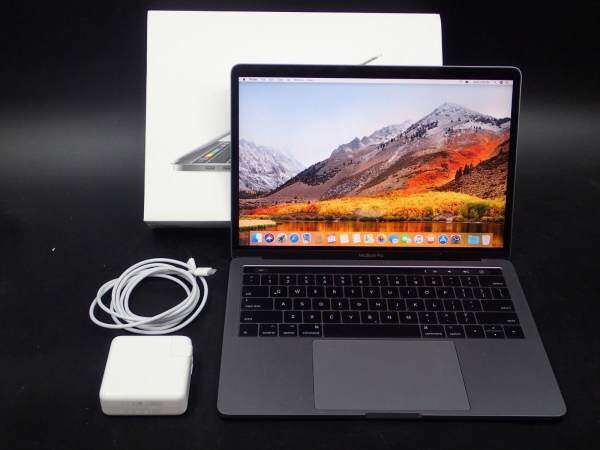 2017 Mac-Book Pro Touch Bar Space Grey 13 Inch laptop 256GB Malaysia