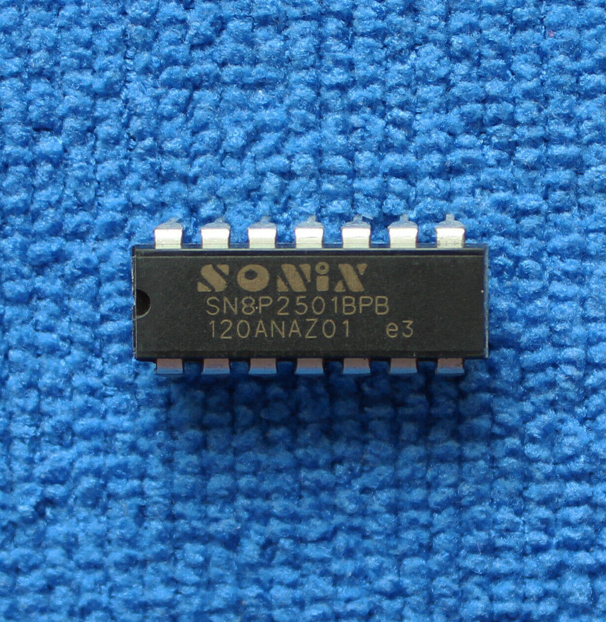 Sn P Bpb Sn P B Sn P Sonix Bit Micro Controller Ic