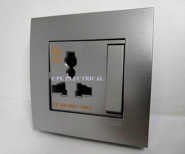 Schneider Vivace 13A 250V 1 Gang 3 Pin Universal Switch Socket SILVER