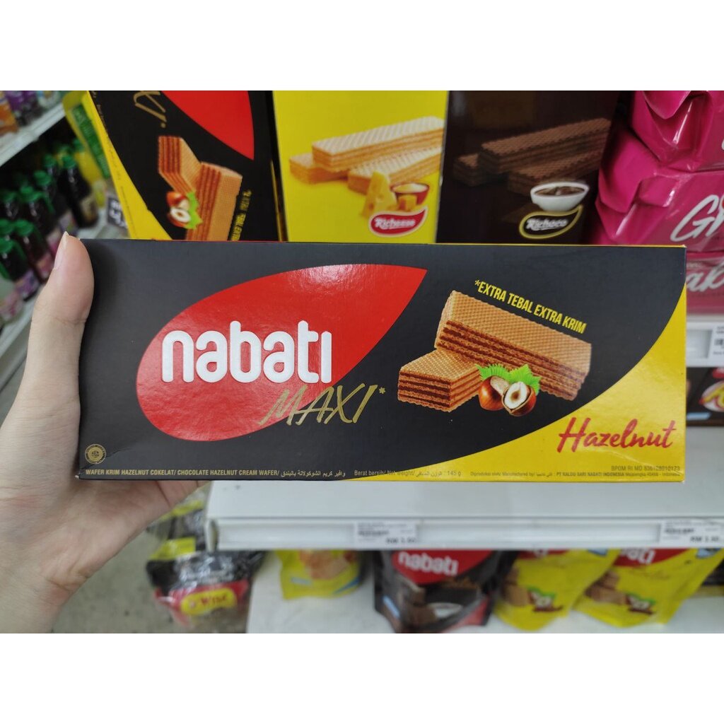 Nabati Maxi Hazelnut G Nabati Richoco Chocolate Cream Wafer Nabati