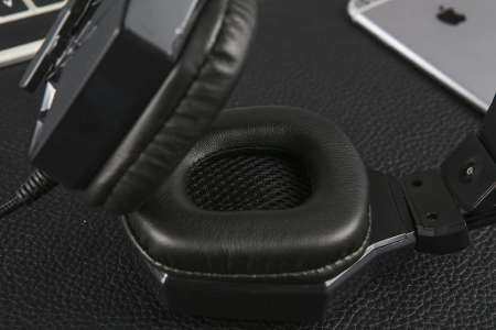 OrzBuy ❤ หูฟังเฮดโฟน แบบครอบหู มีไมโครโฟน หูฟังเล่นเกมส์ เสียงสเตอริโอ สำหรับคอมพิวเตอร์ โน๊ตบุ๊ค แล็ปท็อป พีซี (สีดำ)