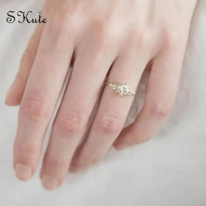 400+ Gambar Cincin Sederhana HD Paling Baru 400+ Gambar Cincin Sederhana HD Paling Baru