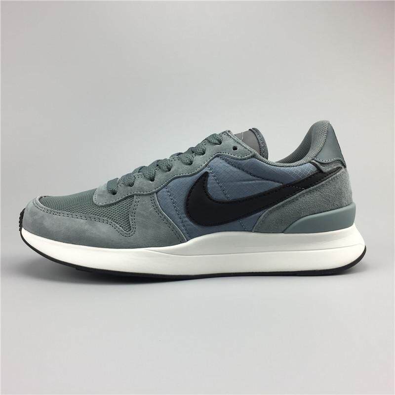Nike1 Internationalist LT17 Men's Running Shoe Fashion Casual Sneakers (Black/Grey)