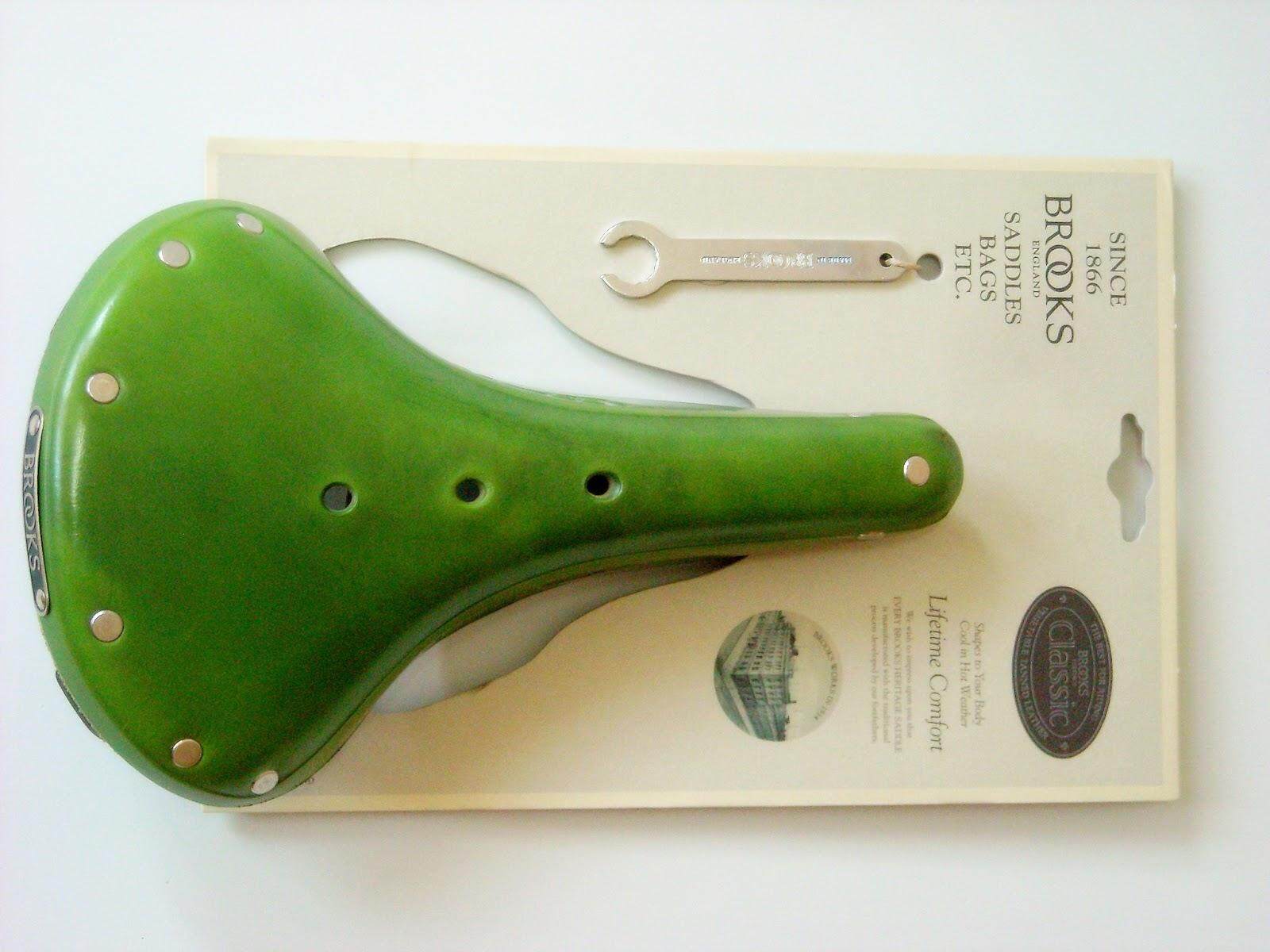 brooks b17 apple green