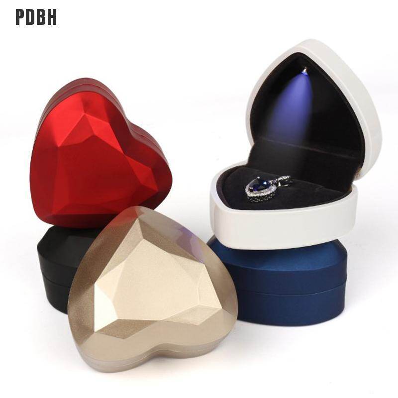 [PDBH Fashion Store] Heart Shape Led Light Ring Holder Box Proposal Wedding Band Display