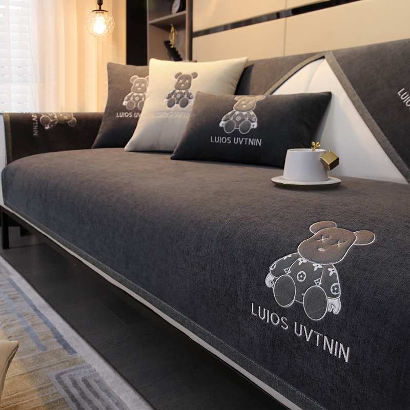 Pine Shadow Bear Quilted Sofa Cover NCU0PTT2642