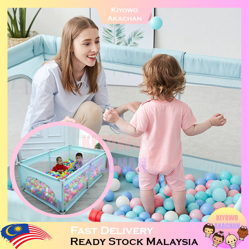 Akachan store foldable playpen