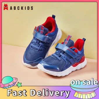 boys tennis shoes on sale