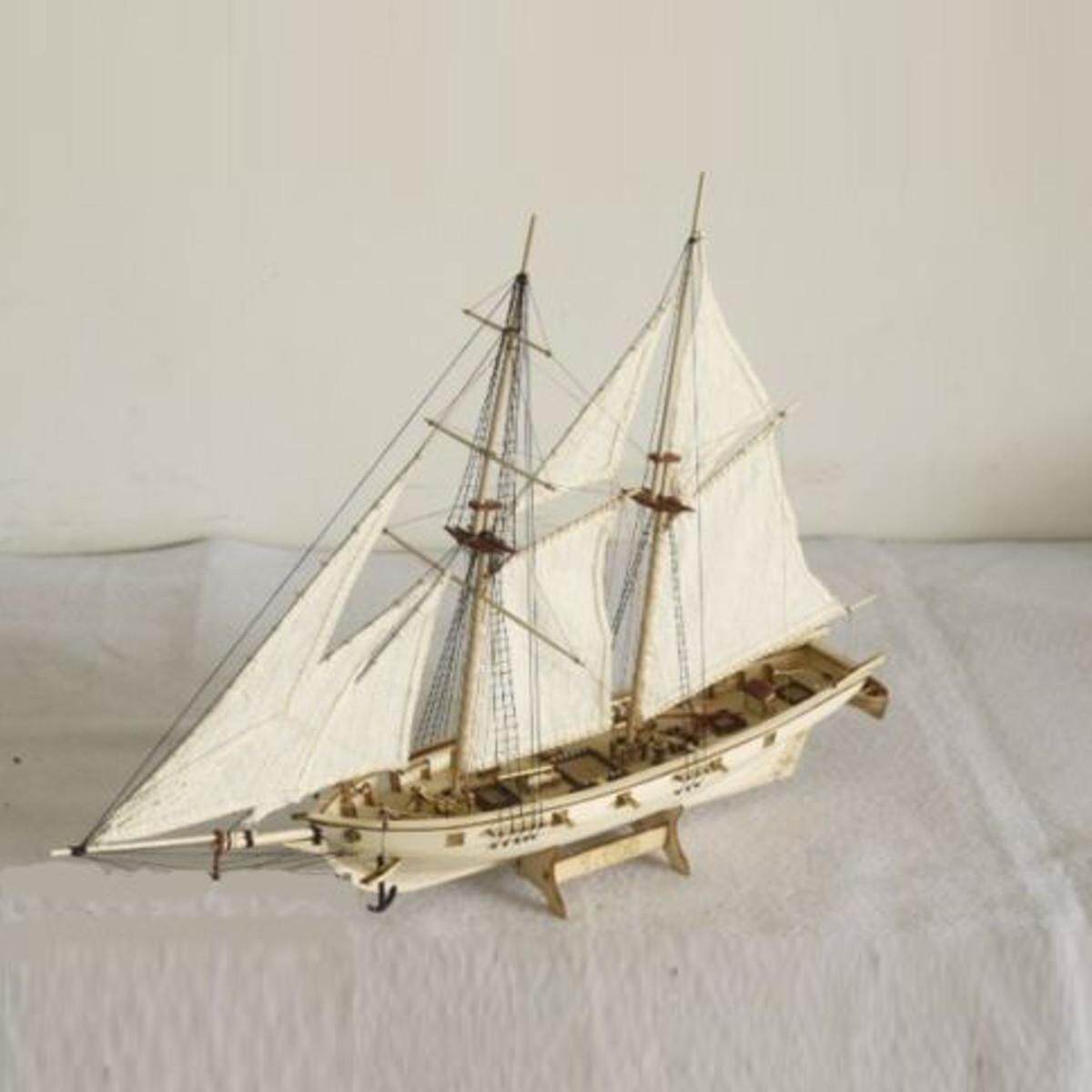 Hobby wood ship model Scale 1/100 HALCON 1840 sail boat wooden model