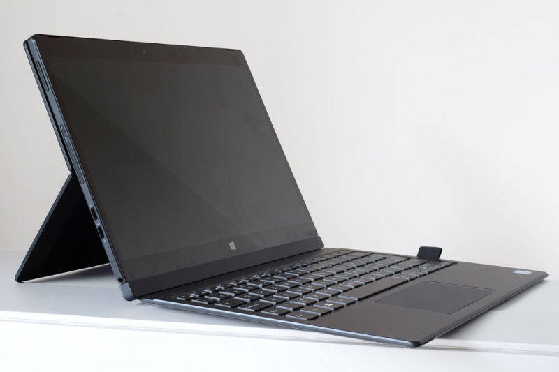 Dell Latitude E7275 ( Intel Core M5-6Y57 /8GB RAM /256SSD/ 12.5UHD Screen/ Dual Cam / WIn 10Pro Malaysia