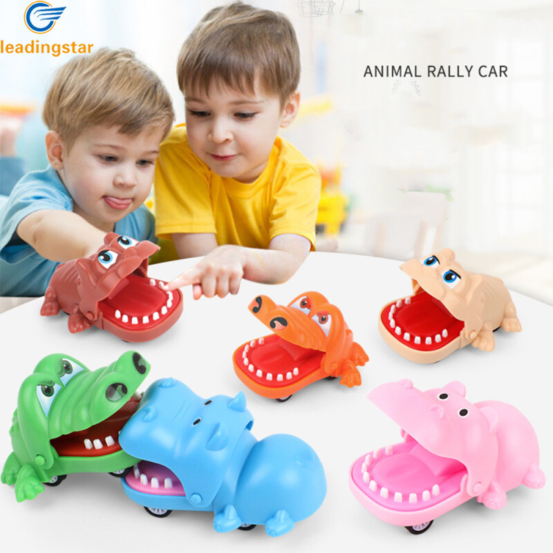 Leadingstar baby pull back toy cartoon crocodile-shaped bite hand toy mini pull back car gift