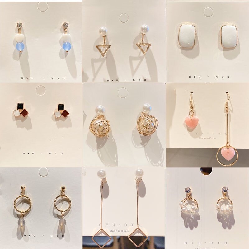 Lovely Design Sparkling Earrings Set