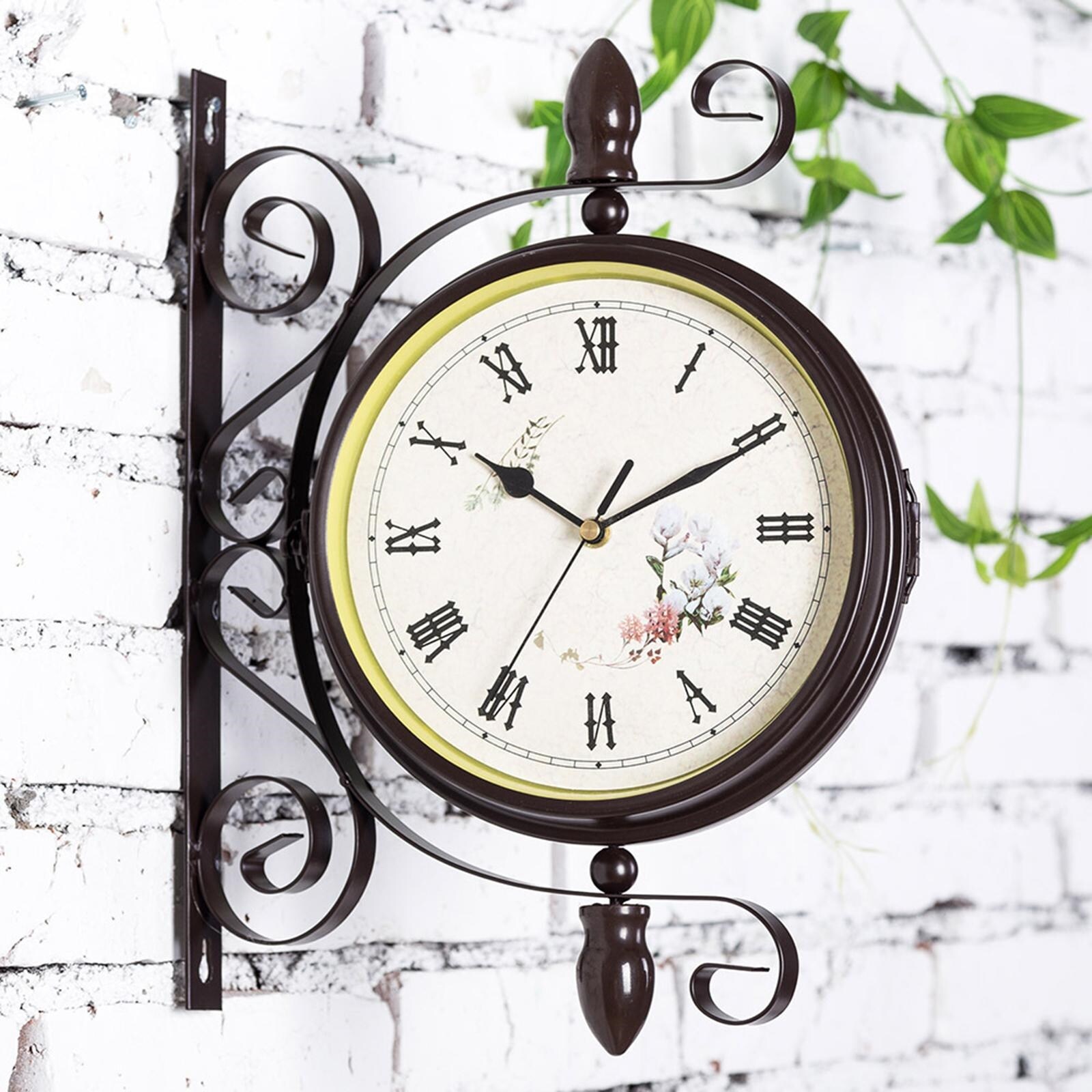 【Fire New】 Retro Style Double Sided Wall Clock Battery Powered Quiet for Living Room