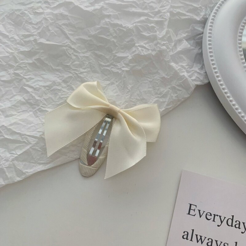 Hair Clip Satin Fabric Decorated with A Bow Solid Color Simple Style