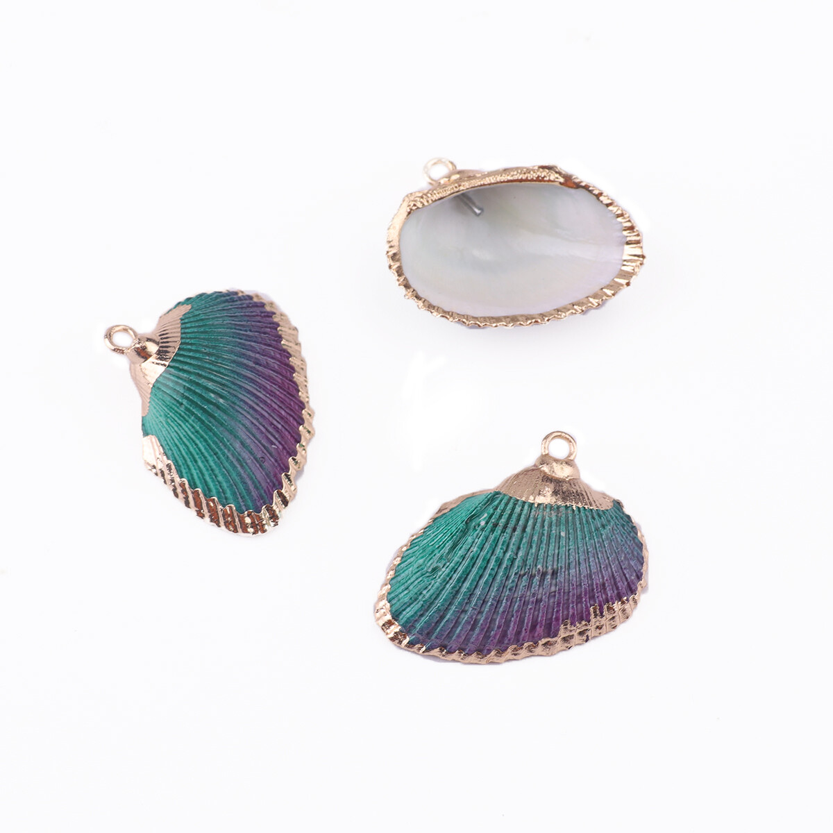 2Pcs Natural Shell Pendants Gold Plated Threaded Seashells Charms For DIY Necklace Earrings Home Decor