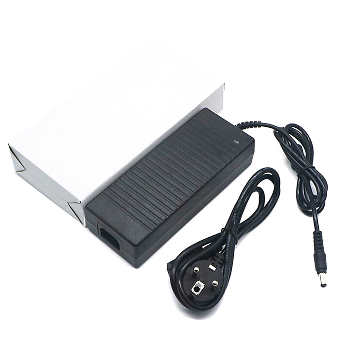 Nguồn adapter 12V 10A