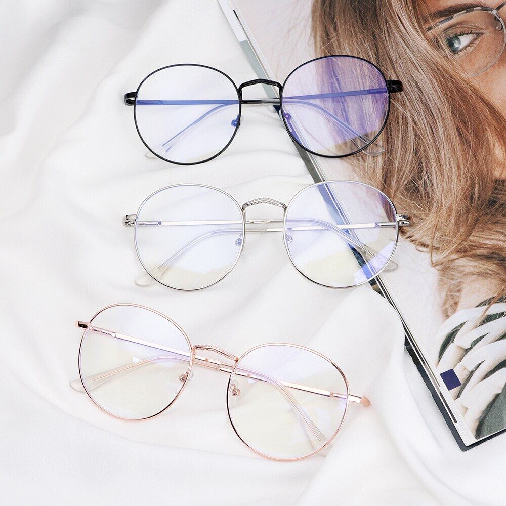 Women's oversized computer glasses Oversized anti-blue light glasses for games and office Myopia glasses trend in 2021