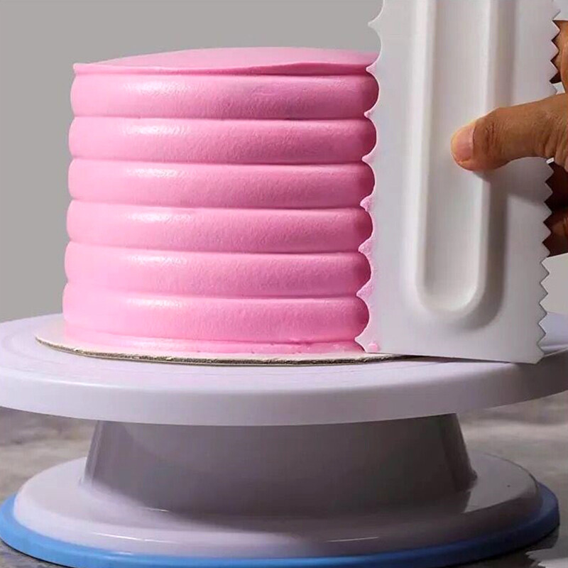 Houseeker 1pcs Cake Decorating Comb Cake Scraper Pastry Fondant Spatulas Baking Tools