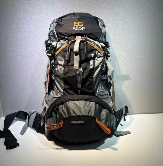 Bear grylls shop 45l backpack