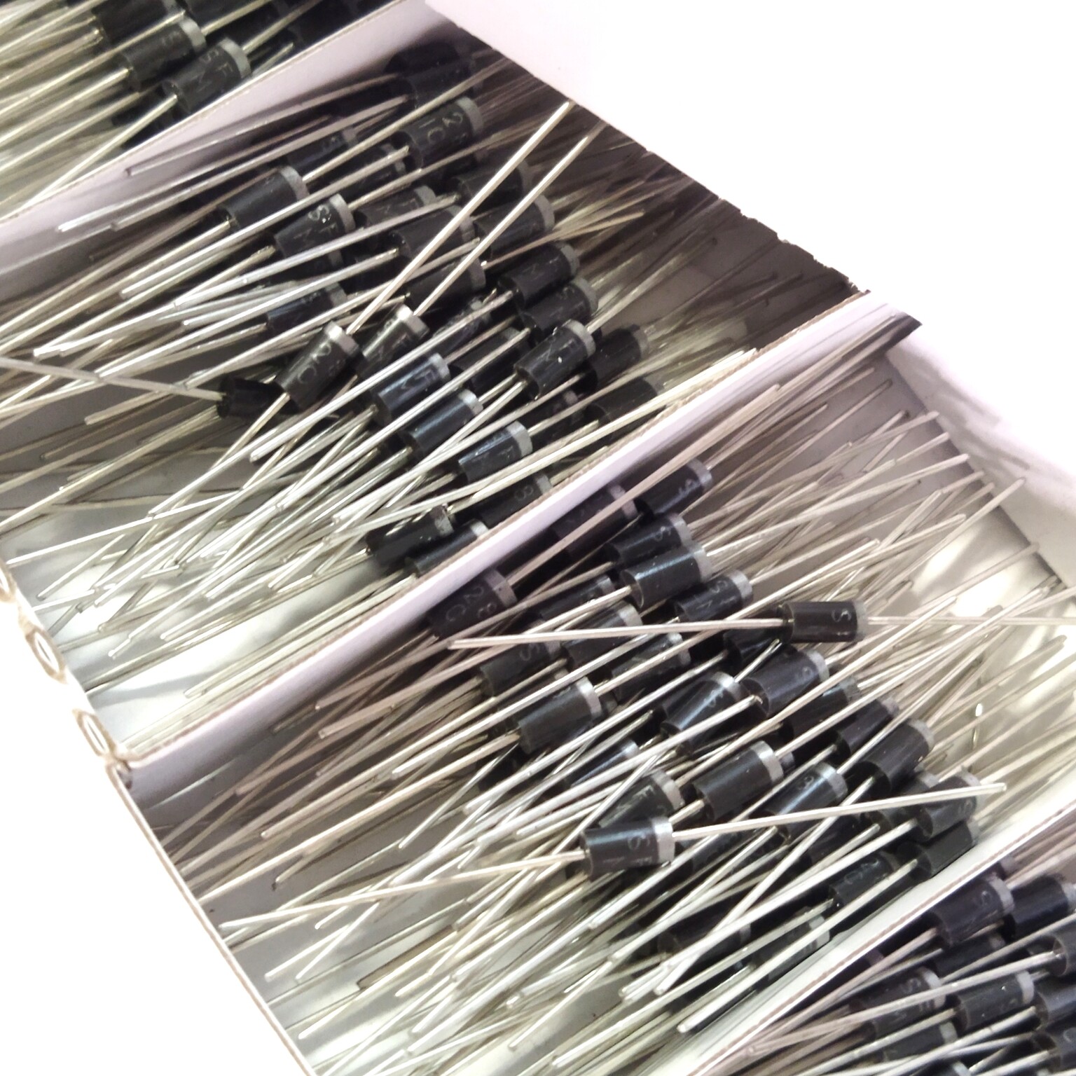 50pcs SR260 SB260 2A 60V DO-15 schottky diodes