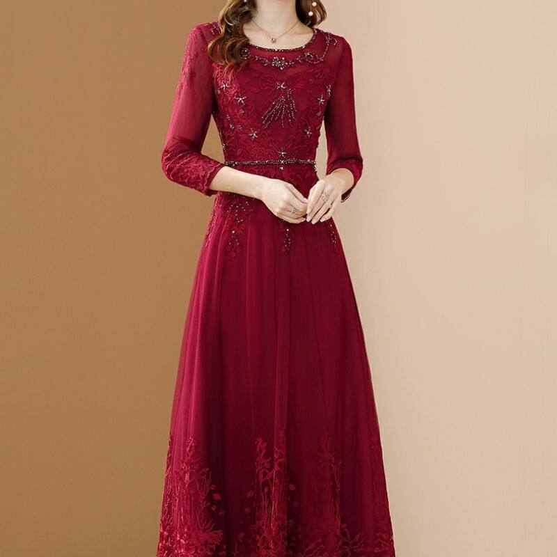 Yangqi Heavy Industry Embroidery Mesh Dress for Women's Spring 2023 New Celebration Red Diamonds Long Dress