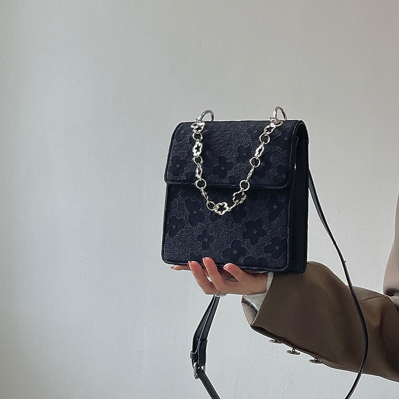 C&K Chain niche design advanced sense of texture black single shoulder crossbody bag