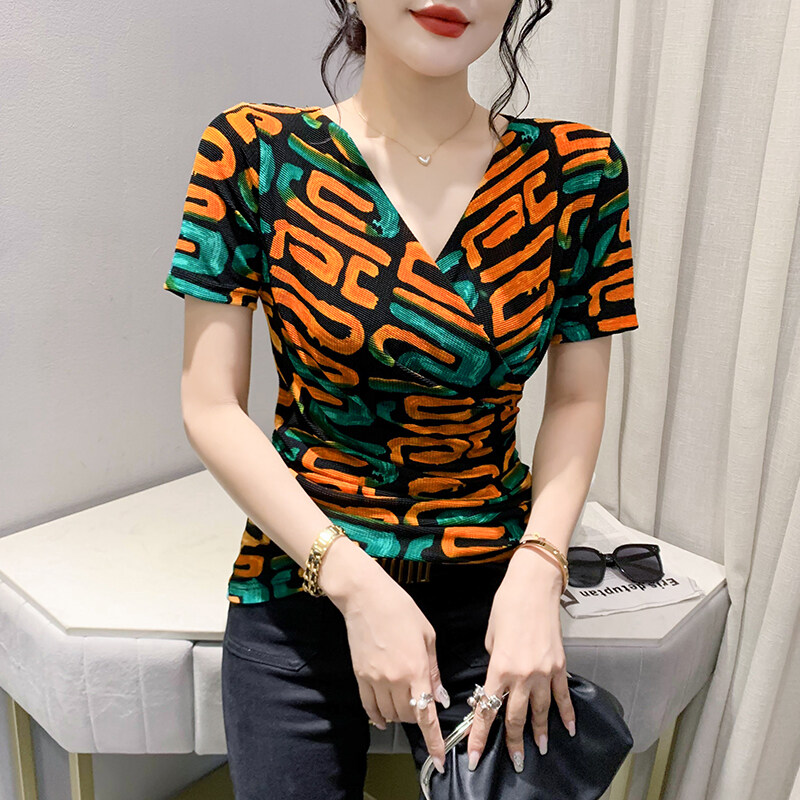 YIMEI Áo Thun Nữ Quảng Châu Đẹp 2023 Ngắn Tay Mùa Hè Mới Áo Nữ Thiết Kế Ôm Sát Cổ Chữ V Gợi Cảm