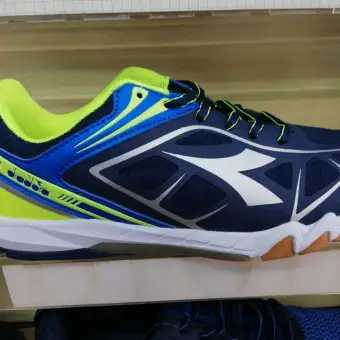 diadora badminton shoes