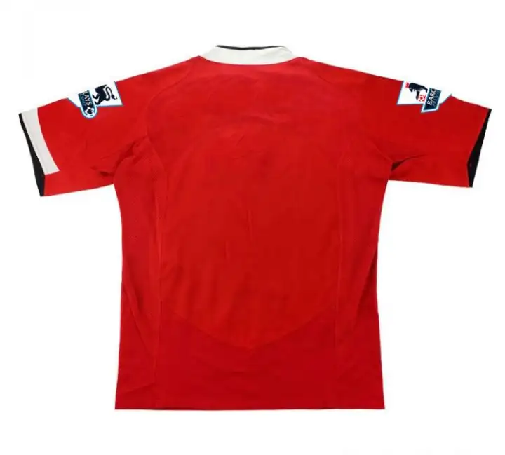 retro man utd jersey