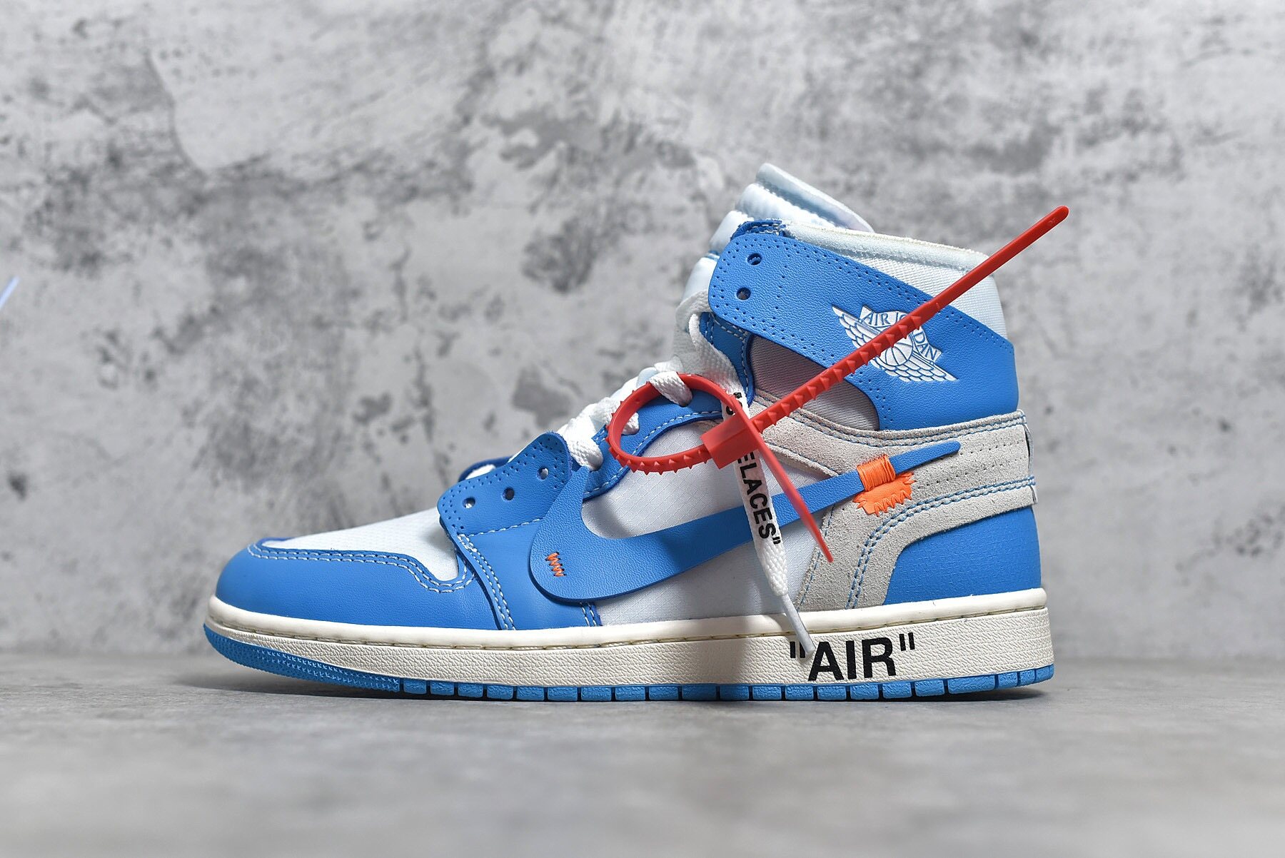 aj off white unc
