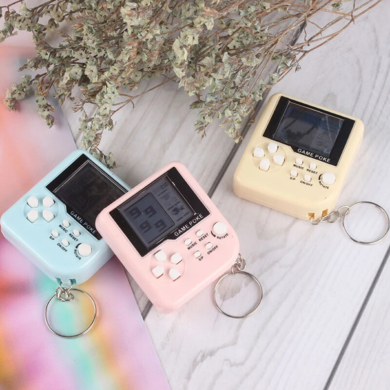 Eioce Mini Classic Game Machine Retro Nostalgic Game Console With Keychain console