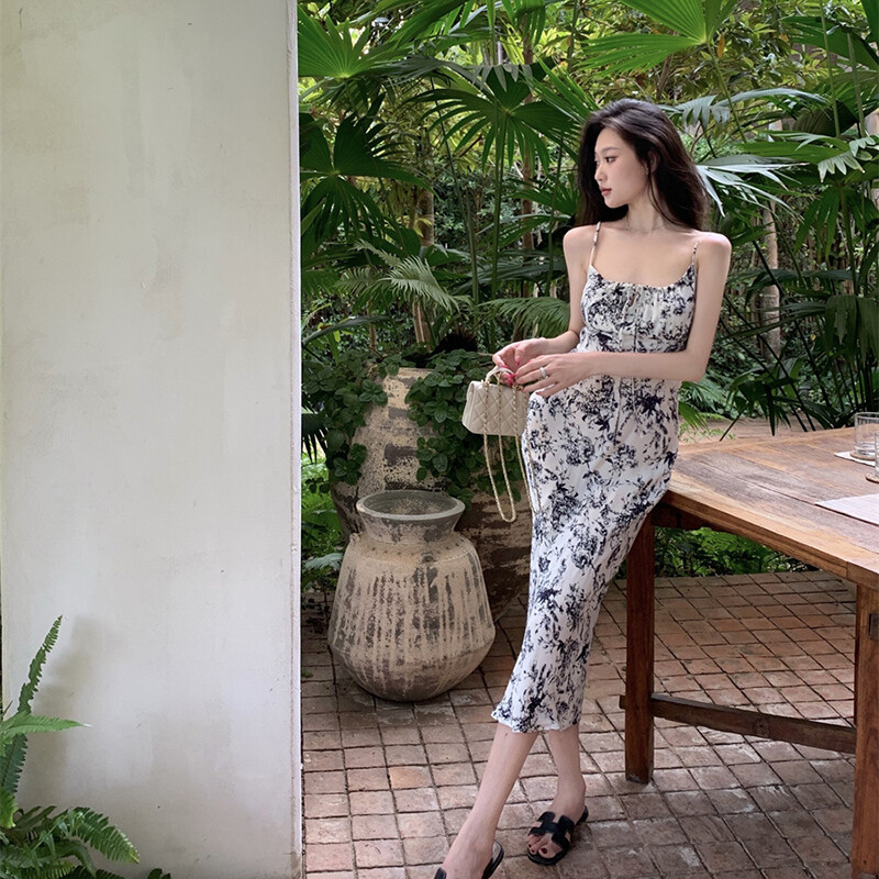 Ielgy holiday lace-up slim floral dress