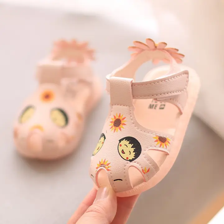 baby girl walking sandals
