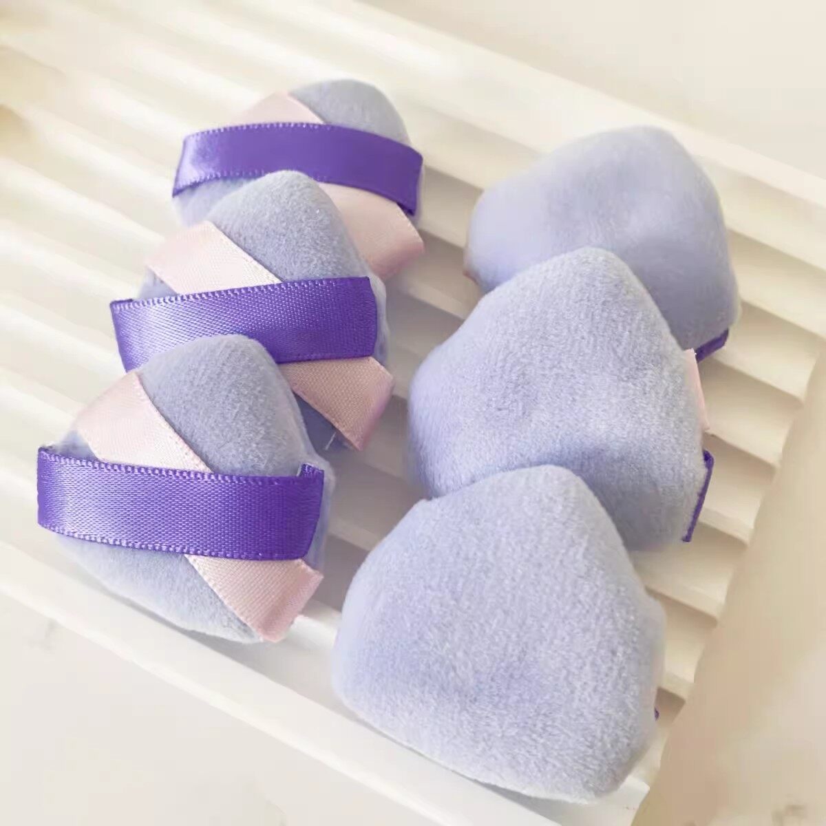 Dorisna Mini Triangle Flocking Powder Puff Velvet Finger Makeup Sponge Compact Setting Powder Blusher Powder Puff