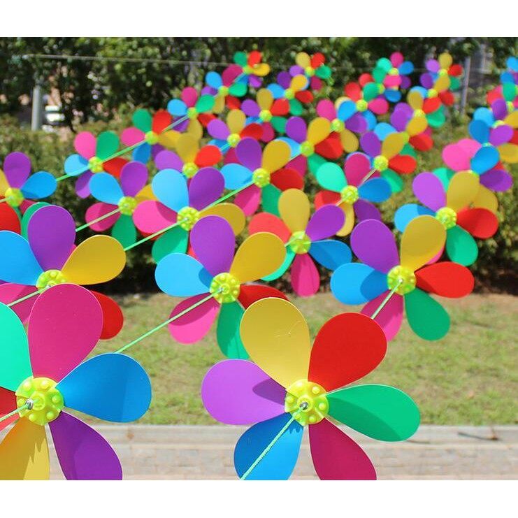 Chong chóng dây treo trang trí quán cà phê , sân vườn