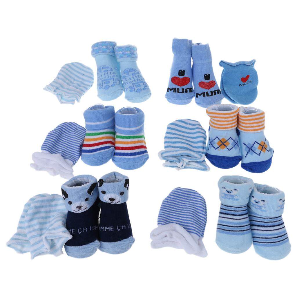 baby gloves to prevent scratching