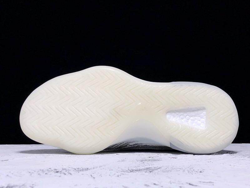 Yeezy QNTM Kadmiel GZ8872 The Sole Womens