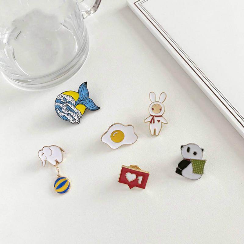 Metallic Cute Cartoon Style Brooch