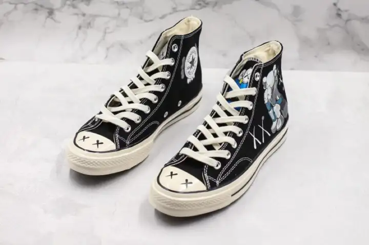 converse x kaws black
