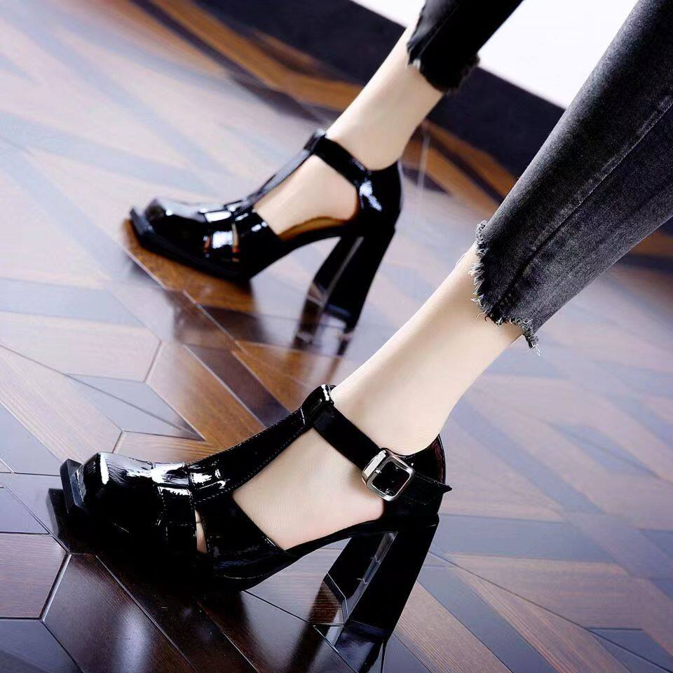Huilm, Women's High Heel Heel 8cm High Hollow Square Toe Lacquer Leather Roman Shoes Spring/Summer 2024 New High Heel Women's Shoes Office Shoes