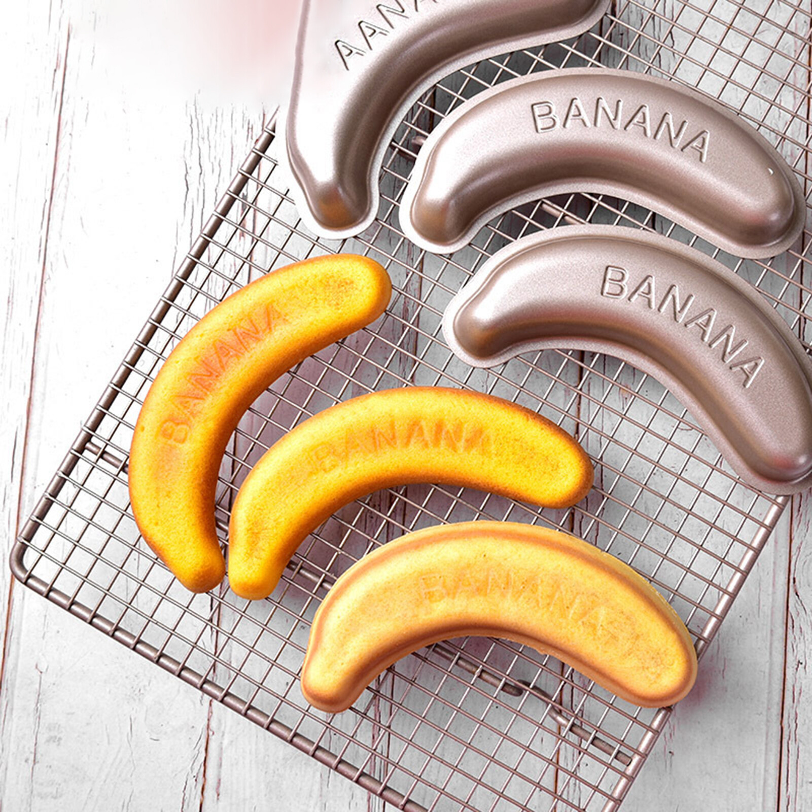 Baking Mold Multifunctional Non-stick High Temperature Resistant Carbon Steel Banana Shaped Baking Pan Mold Pie Tray Pastry Tools for Home Use